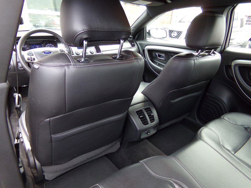 Used 2016 Ford Taurus SEL image 23
