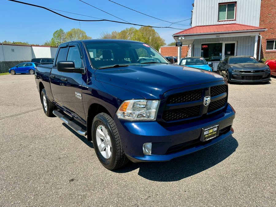 Used 2018 RAM 1500 Express AWD/4WD image 3