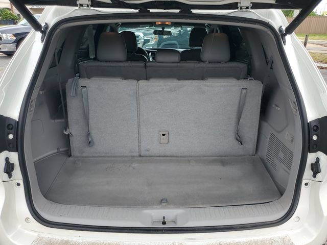 Used 2016 Toyota Highlander Plus FWD image 30