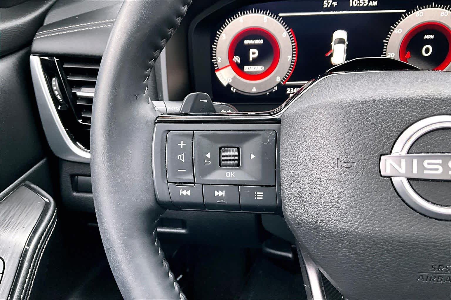 Used 2025 Nissan Rogue SL w/ Tech Package FWD image 23