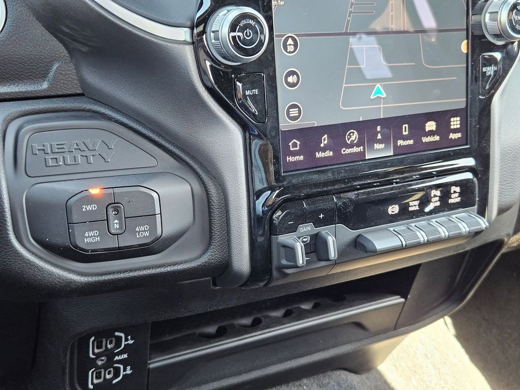 New 2026 RAM 3500 Big Horn AWD/4WD image 36
