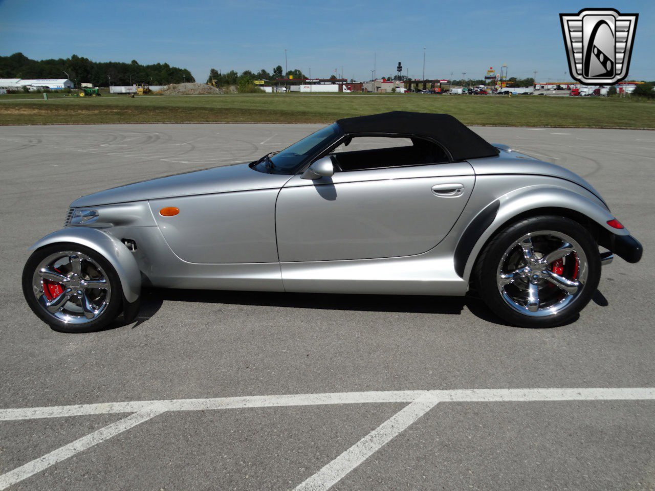 Used 2002 Chrysler Prowler image 25