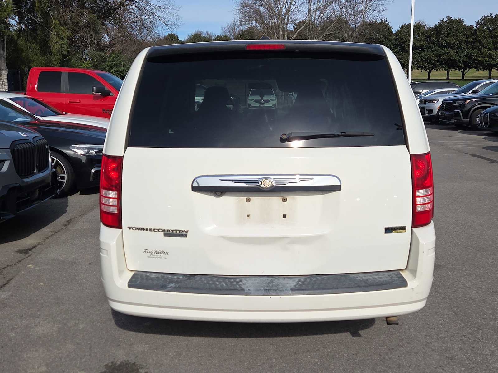 Used 2008 Chrysler Town & Country LX w/ Entertainment Group #1 image 6