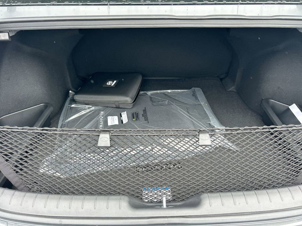 New 2026 Hyundai Elantra Sport FWD image 13