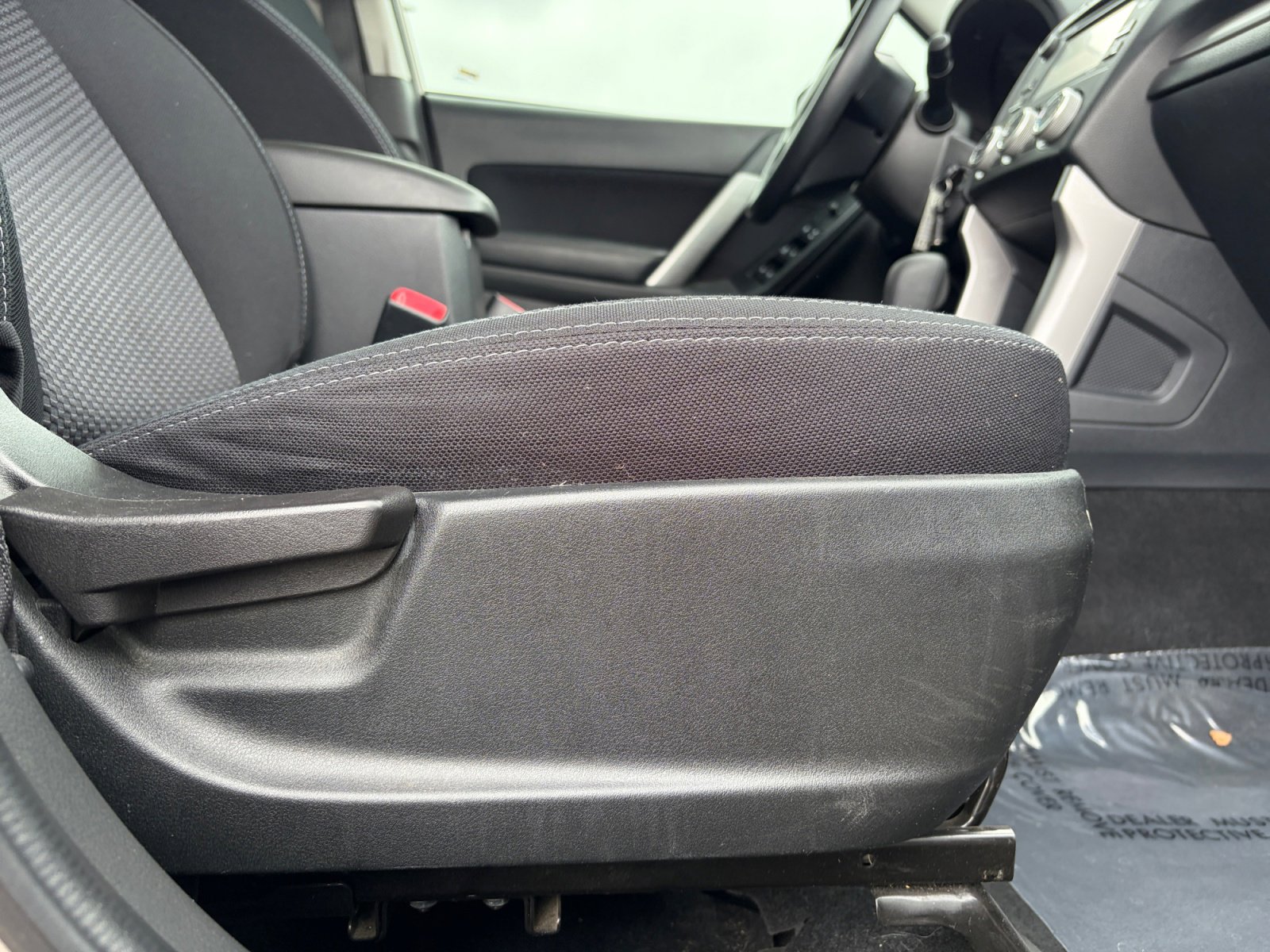Used 2016 Subaru Forester 2.5i w/ Popular Package #2 AWD/4WD image 26