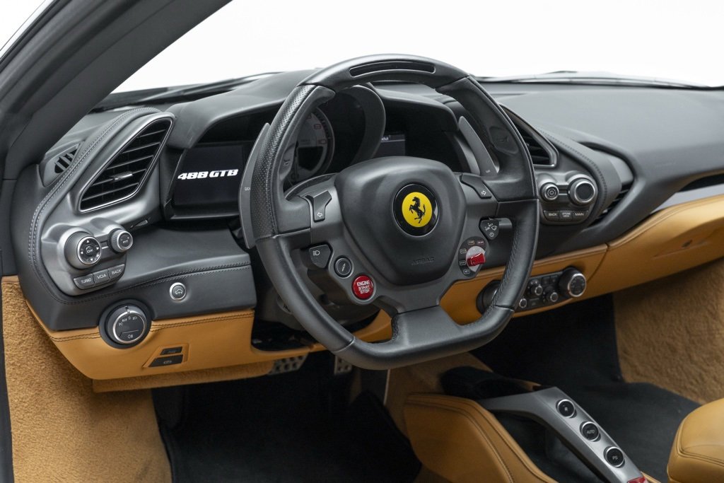 Used 2016 Ferrari 488 GTB image 18