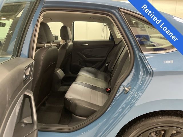 New 2025 Volkswagen Jetta SE w/ Black Wheel Package image 8
