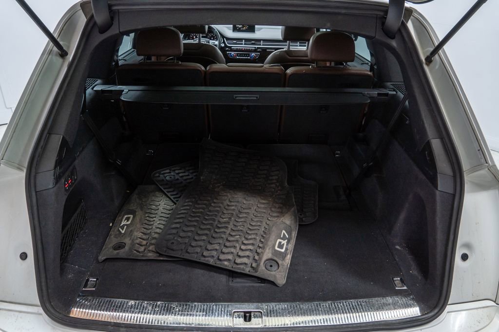 Used 2019 Audi Q7 3.0T Premium Plus AWD/4WD image 30