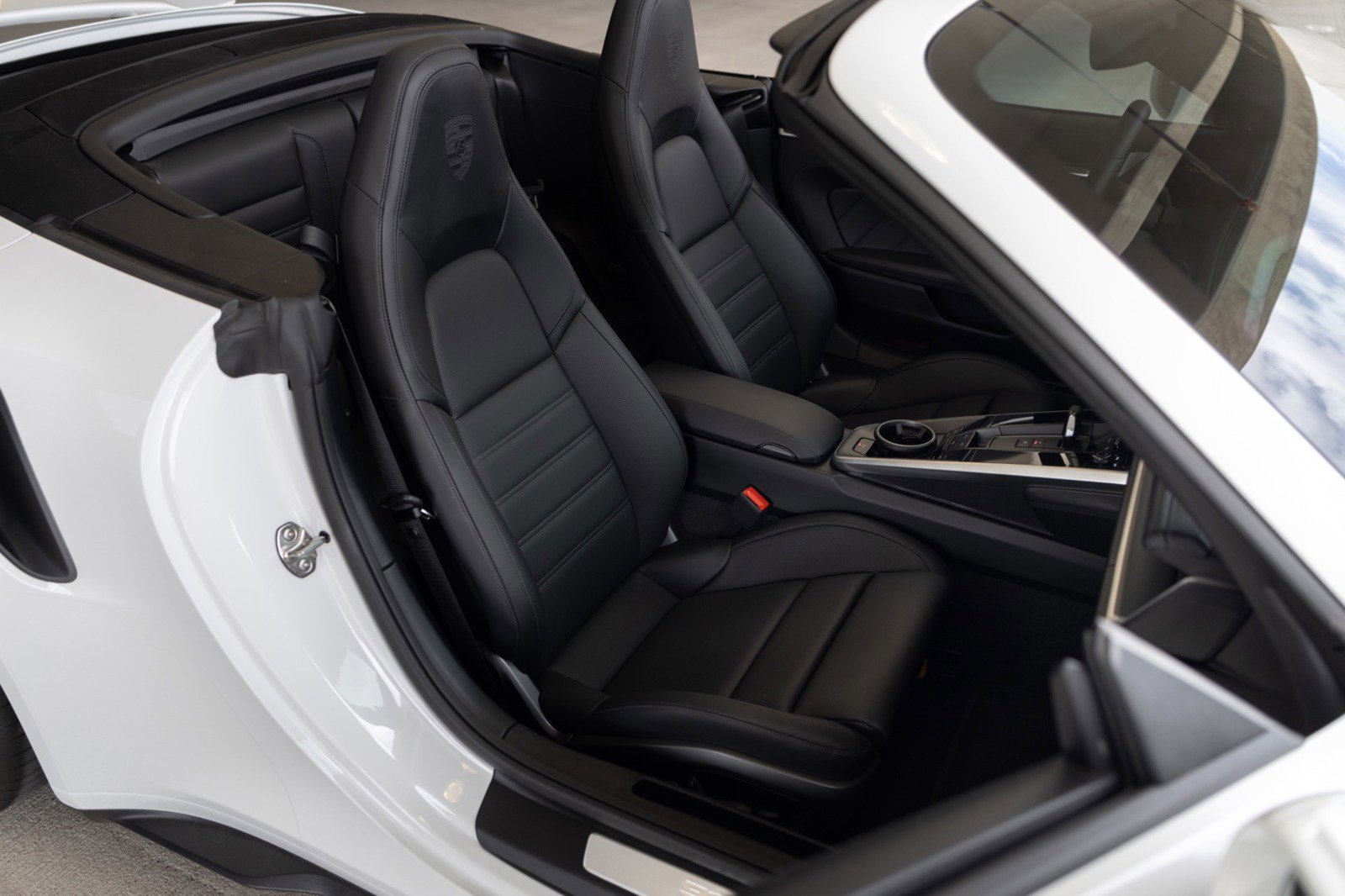 Used 2025 Porsche 911 Turbo S AWD/4WD image 59