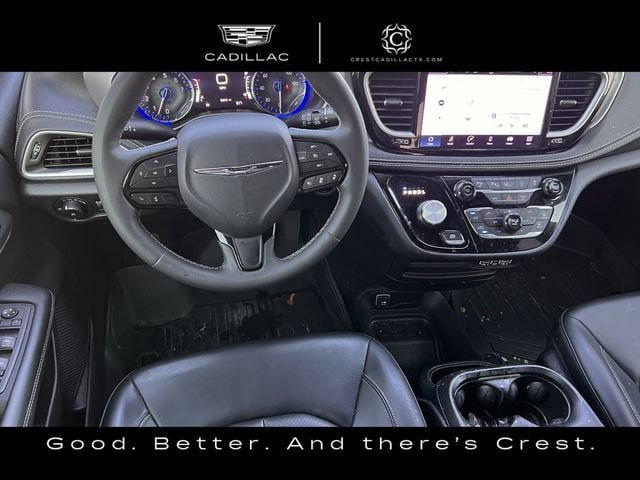 Used 2023 Chrysler Pacifica Touring-L w/ S Appearance Package FWD image 10