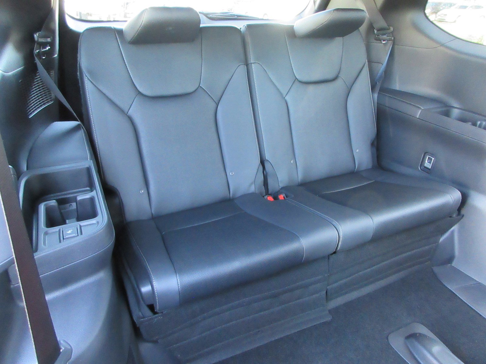 New 2026 Lexus TX 500h AWD image 19