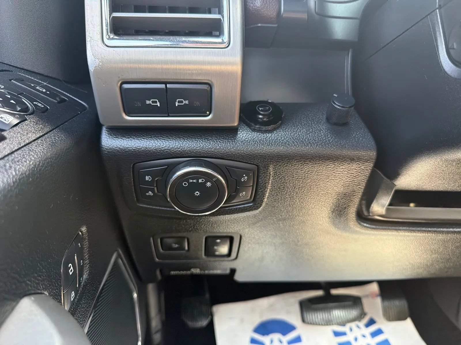 Used 2017 Ford F250 Platinum w/ Platinum Ultimate Package AWD/4WD image 27