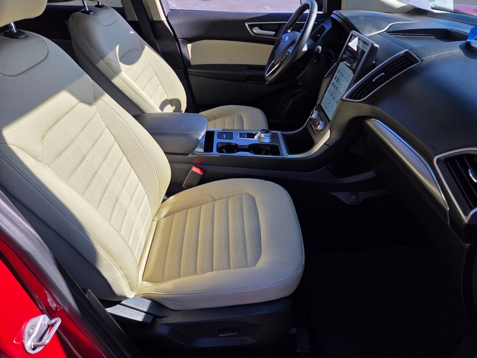 Certified 2022 Ford Edge SEL w/ Convenience Package image 15