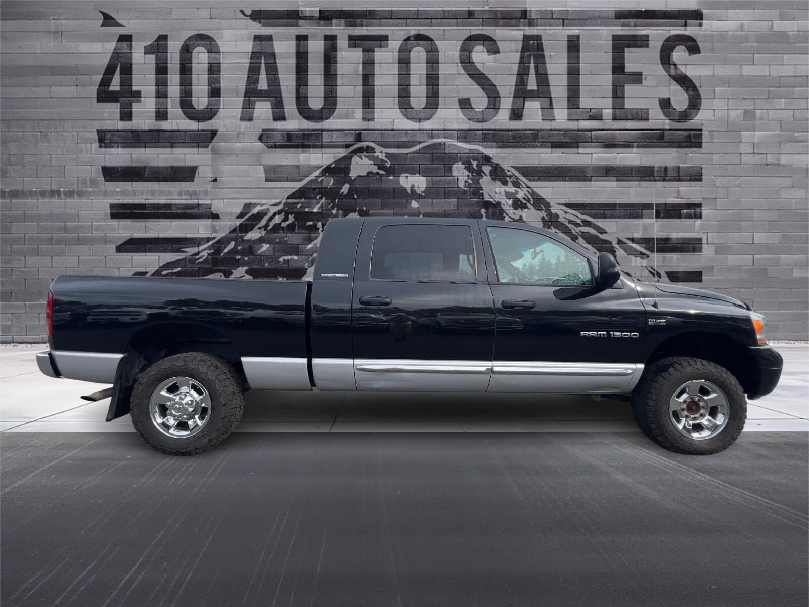 Used 2006 Dodge Ram 1500 Truck Laramie w/ Trailer Tow Group image 2