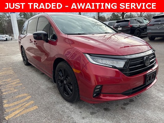Certified 2024 Honda Odyssey Sport image 3