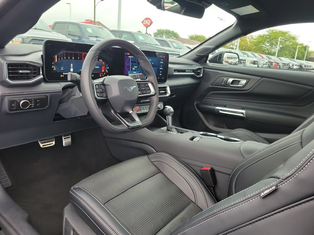 Certified 2026 Ford Mustang GT Premium RWD image 19