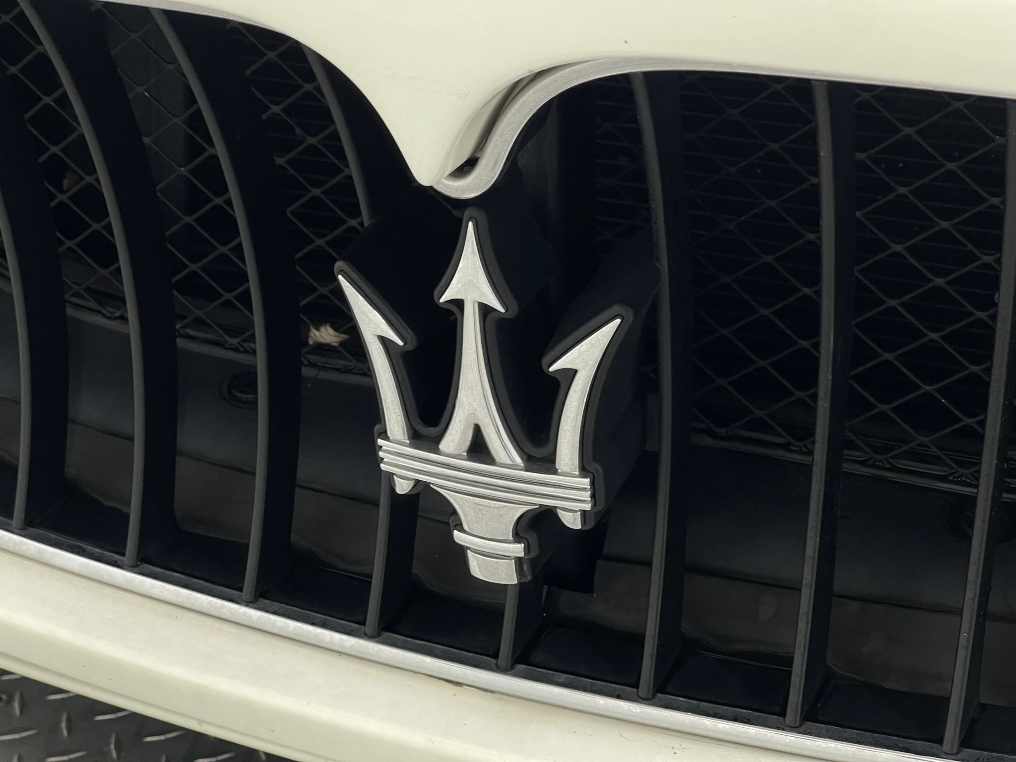 Used 2017 Maserati GranTurismo Convertible RWD image 34