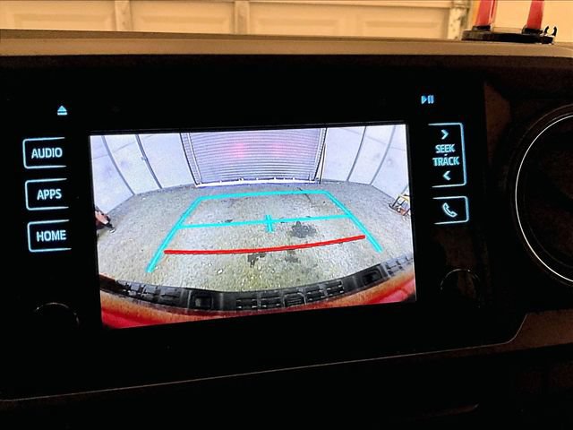 Used 2017 Toyota Tacoma TRD Sport w/ Tow Package AWD/4WD image 20
