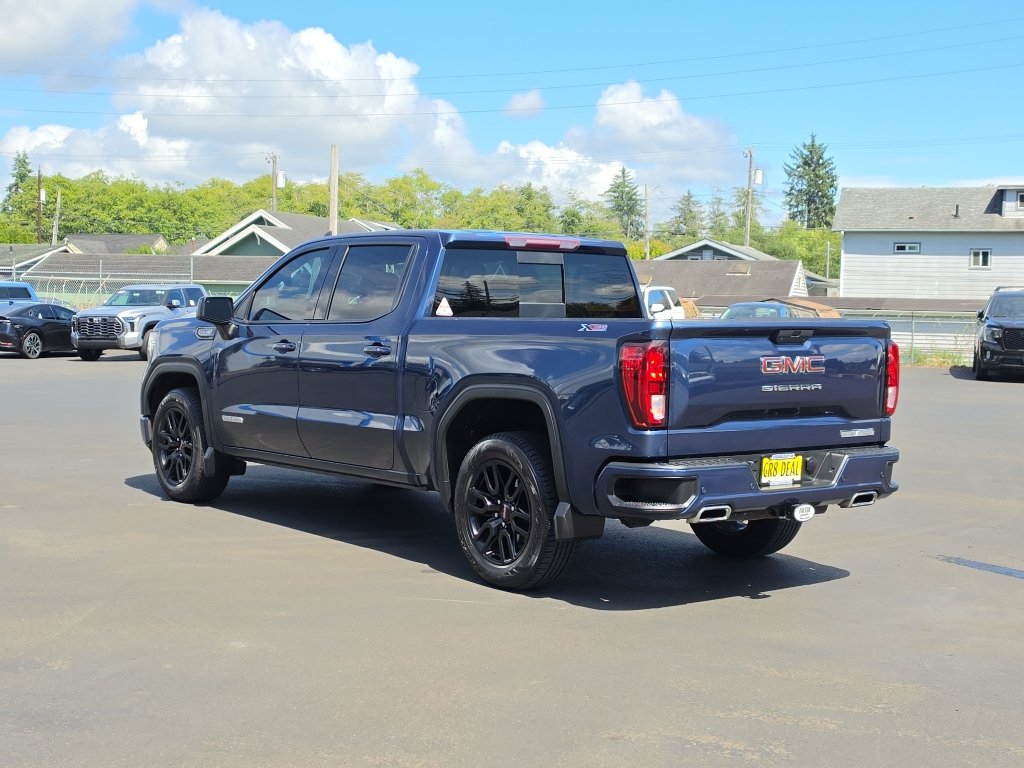 Used 2021 GMC Sierra 1500 Elevation w/ Preferred Package AWD/4WD image 4