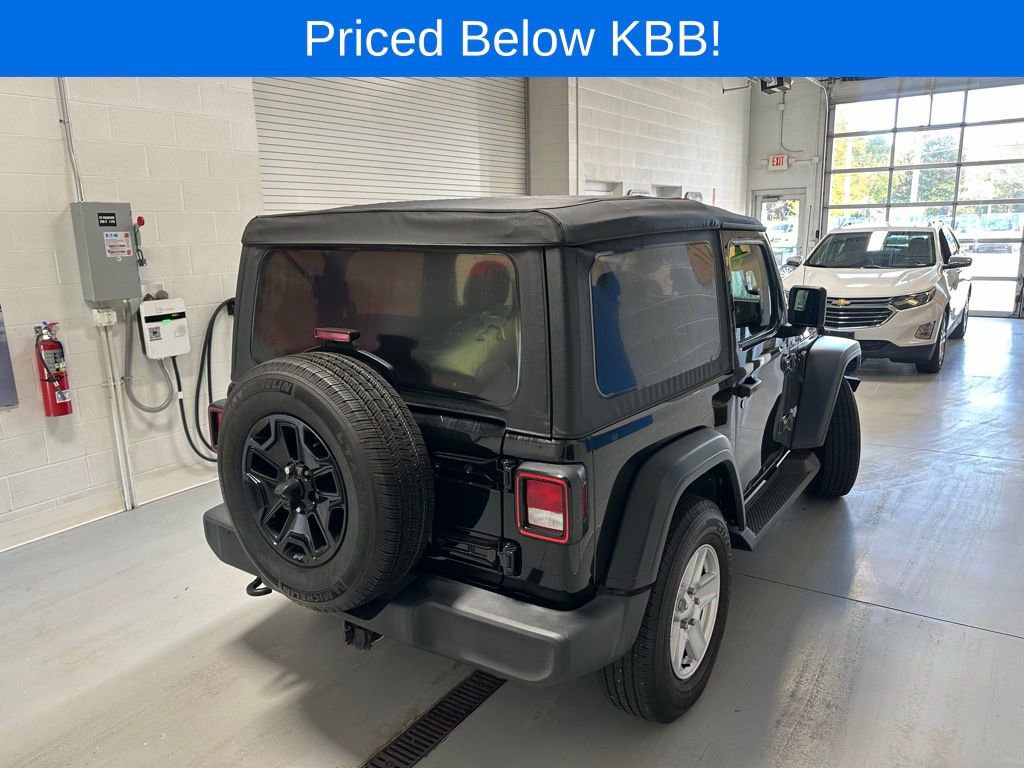 Used 2018 Jeep Wrangler Sport image 8