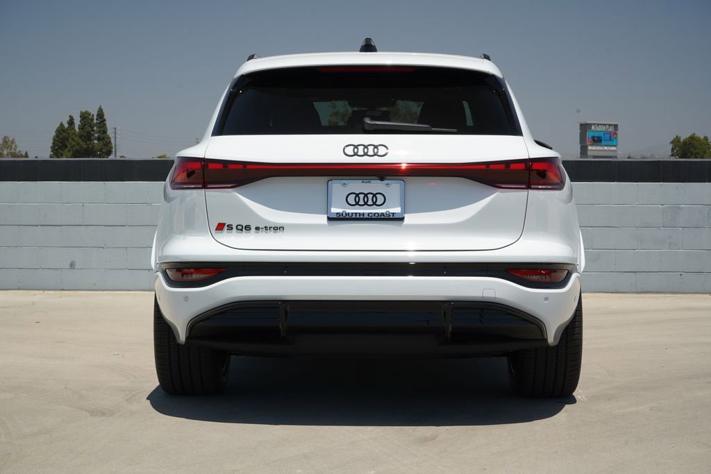 New 2027 Audi SQ6 e-tron Premium Plus AWD/4WD image 5