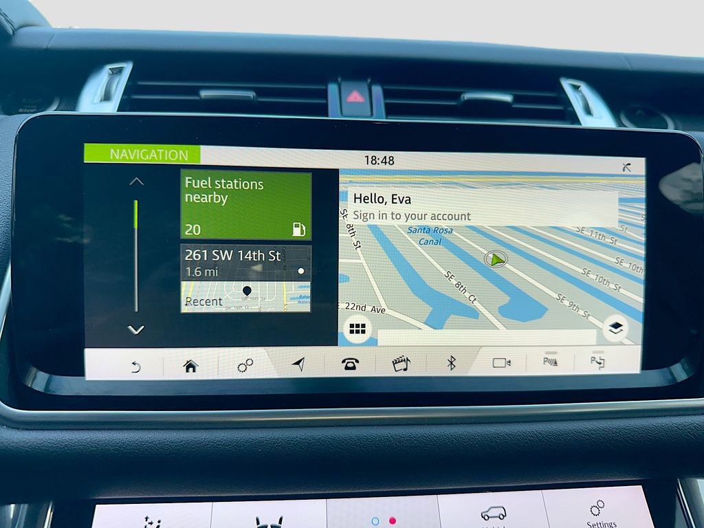 Used 2020 Land Rover Range Rover Sport HSE image 17