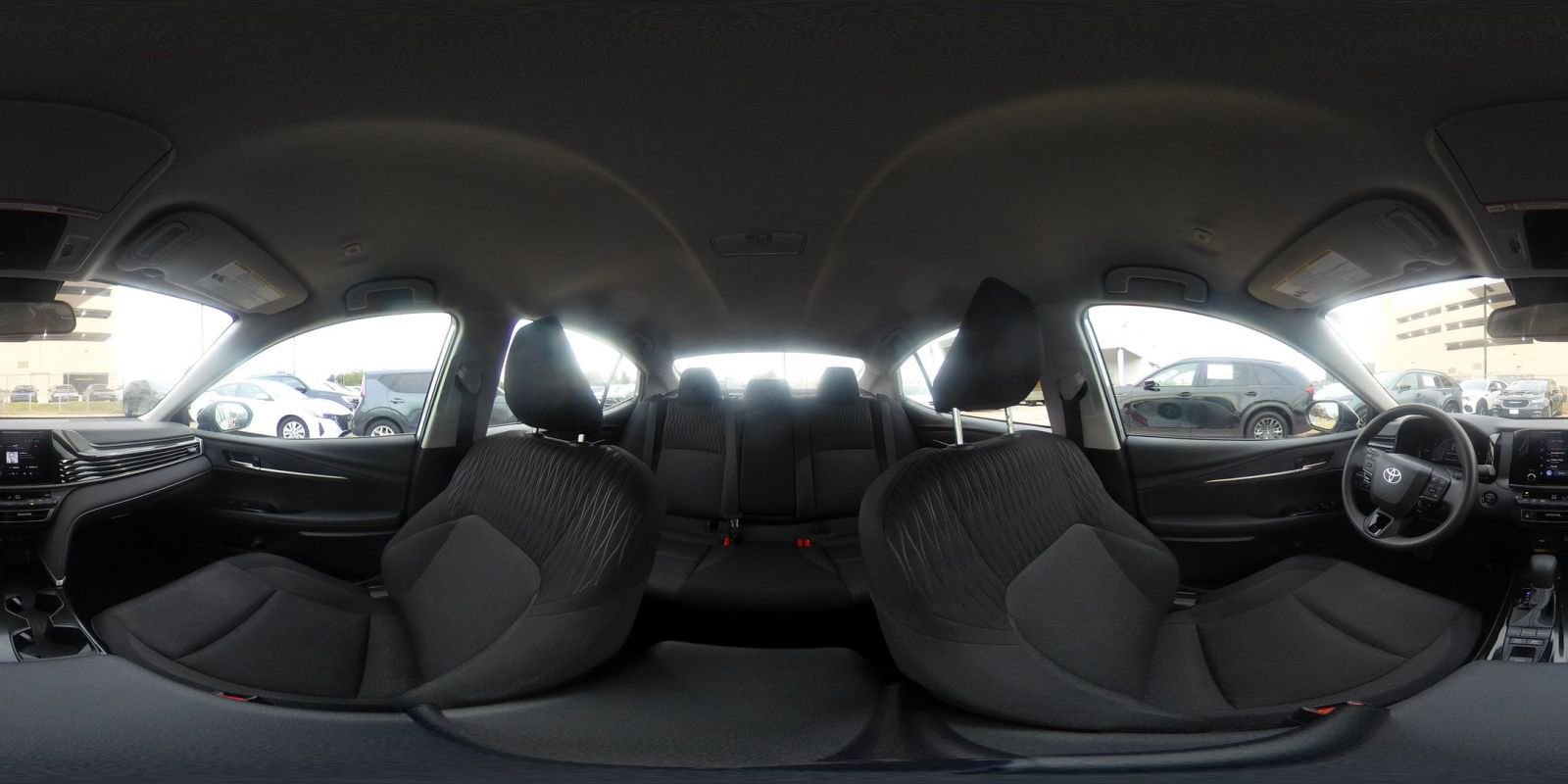 Used 2025 Toyota Camry LE image 41