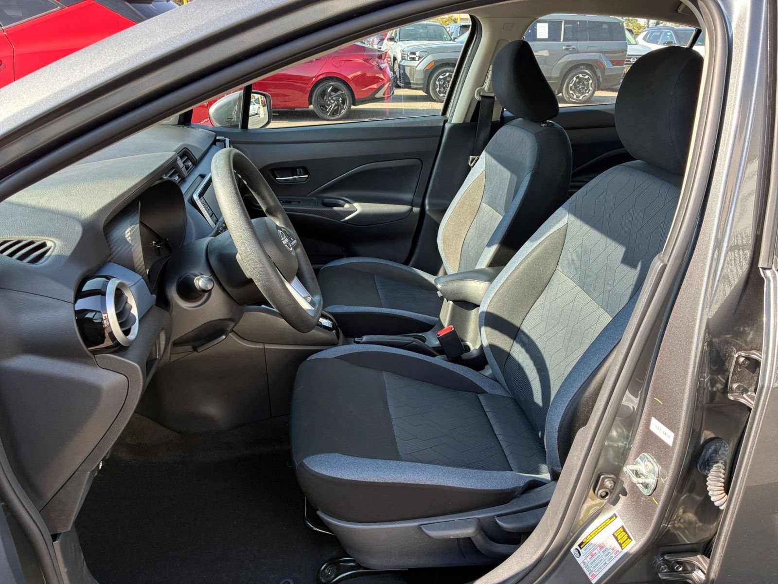 Used 2025 Nissan Versa SV FWD image 24