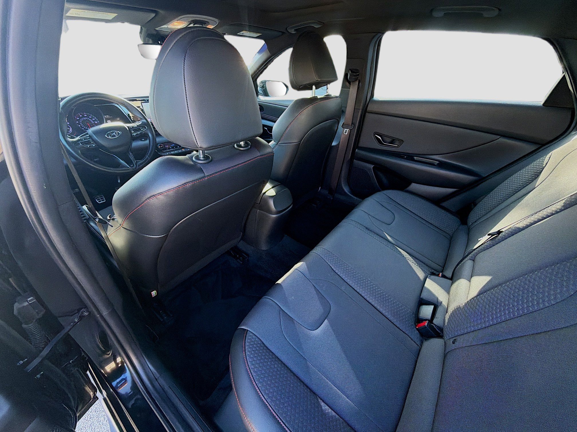 Used 2022 Hyundai Elantra N Line image 21