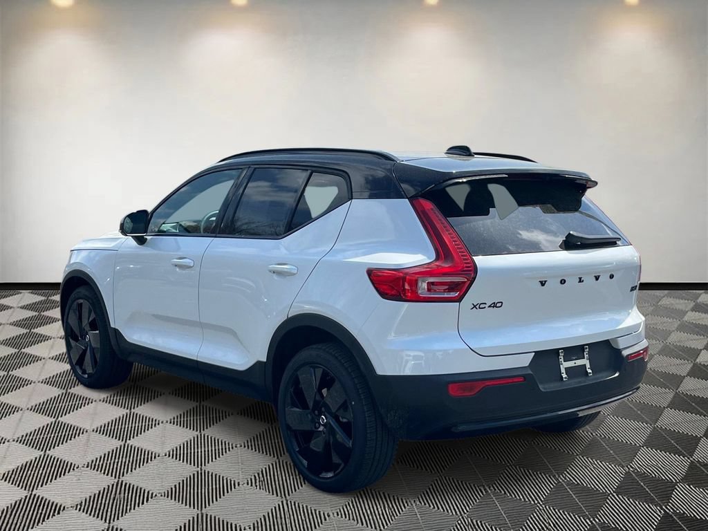 New 2026 Volvo XC40 B5 Ultra w/ Climate Package AWD/4WD image 5