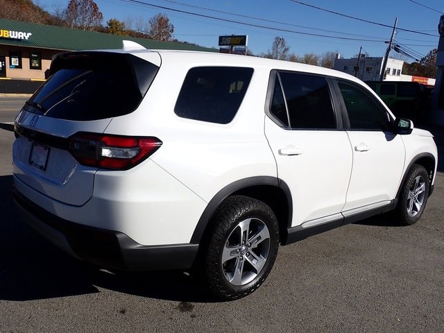 Used 2023 Honda Pilot EX-L image 7