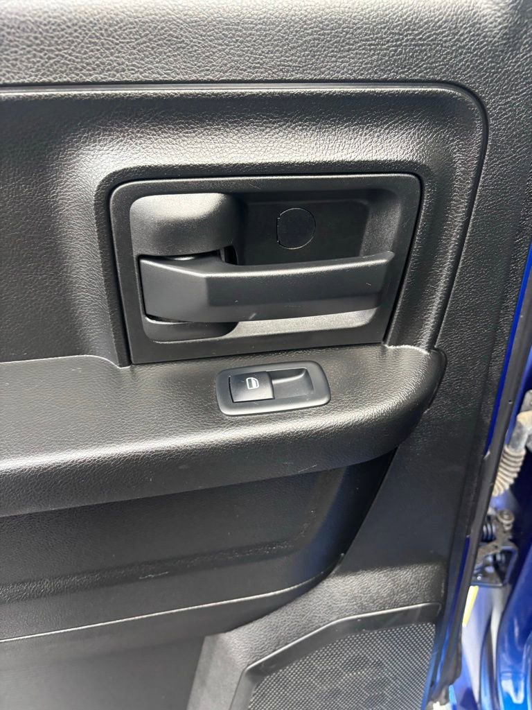 Used 2019 RAM 1500 Express image 17