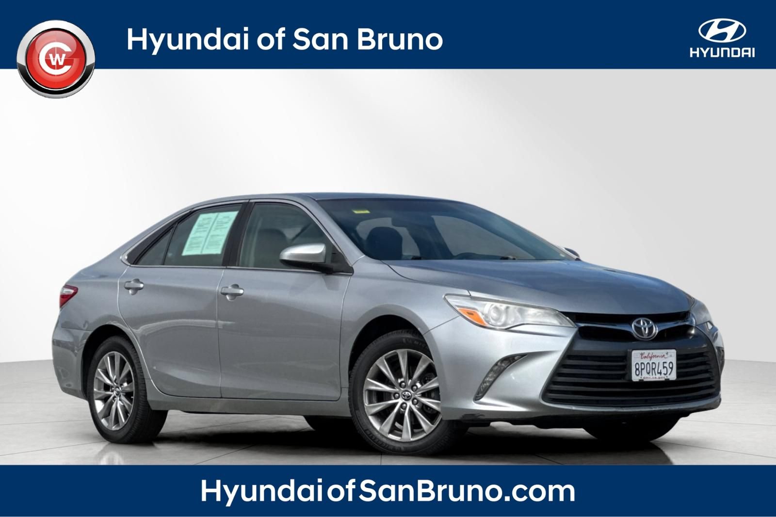 Used 2017 Toyota Camry XLE FWD image 1