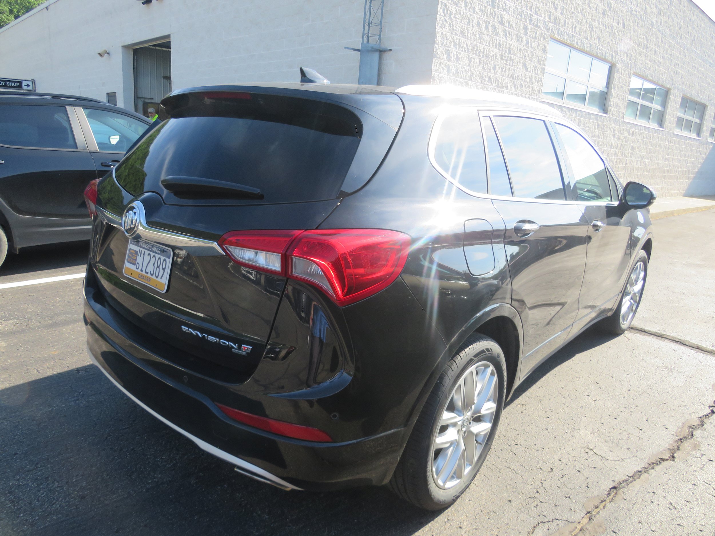 Used 2019 Buick Envision Premium w/ Driver Confidence Package AWD/4WD image 7