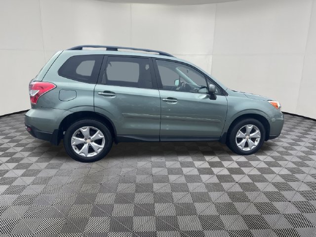 Used 2015 Subaru Forester 2.5i Premium w/ All-Weather Package AWD/4WD image 7