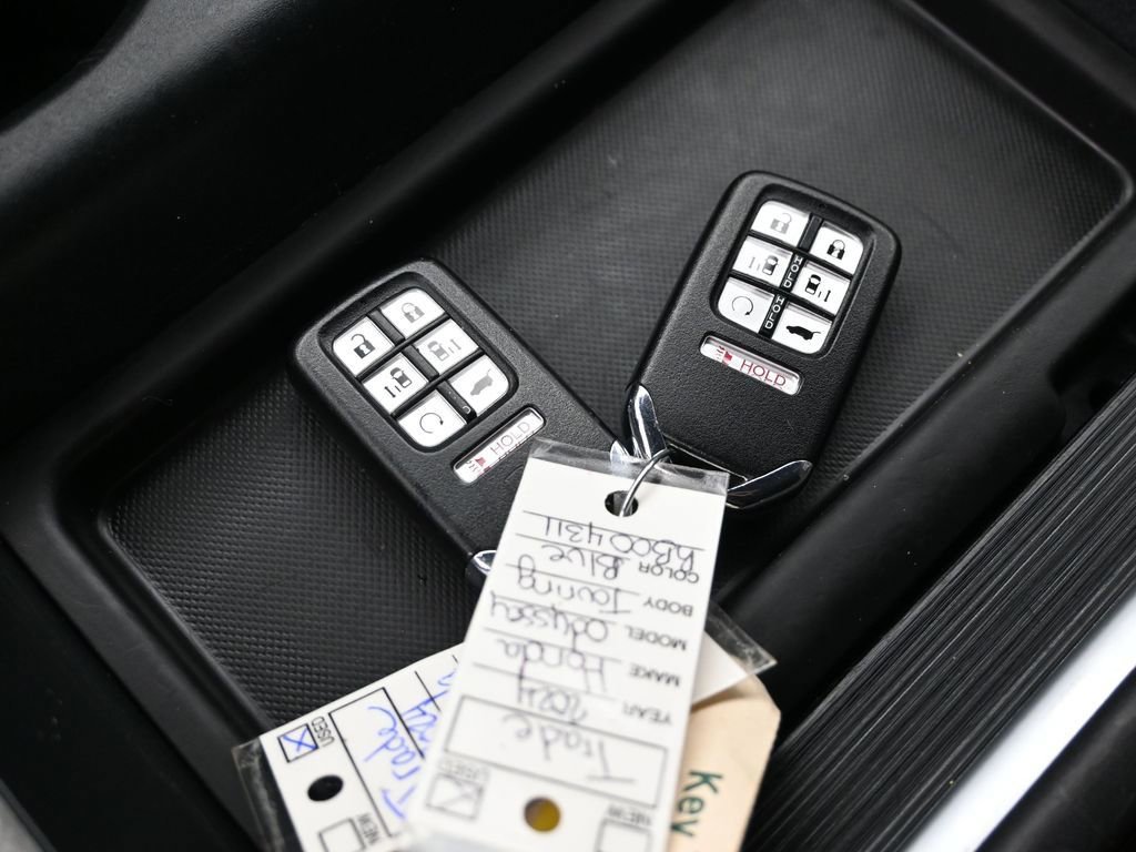 Certified 2024 Honda Odyssey Touring image 18
