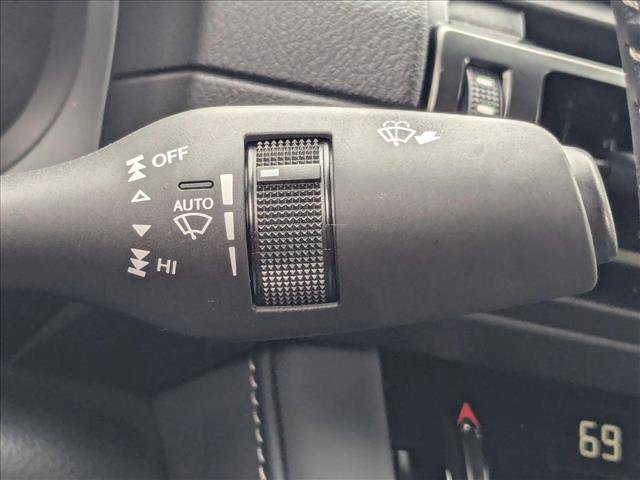 Used 2025 Lexus IS 350 F Sport w/ Accessory Package RWD image 15