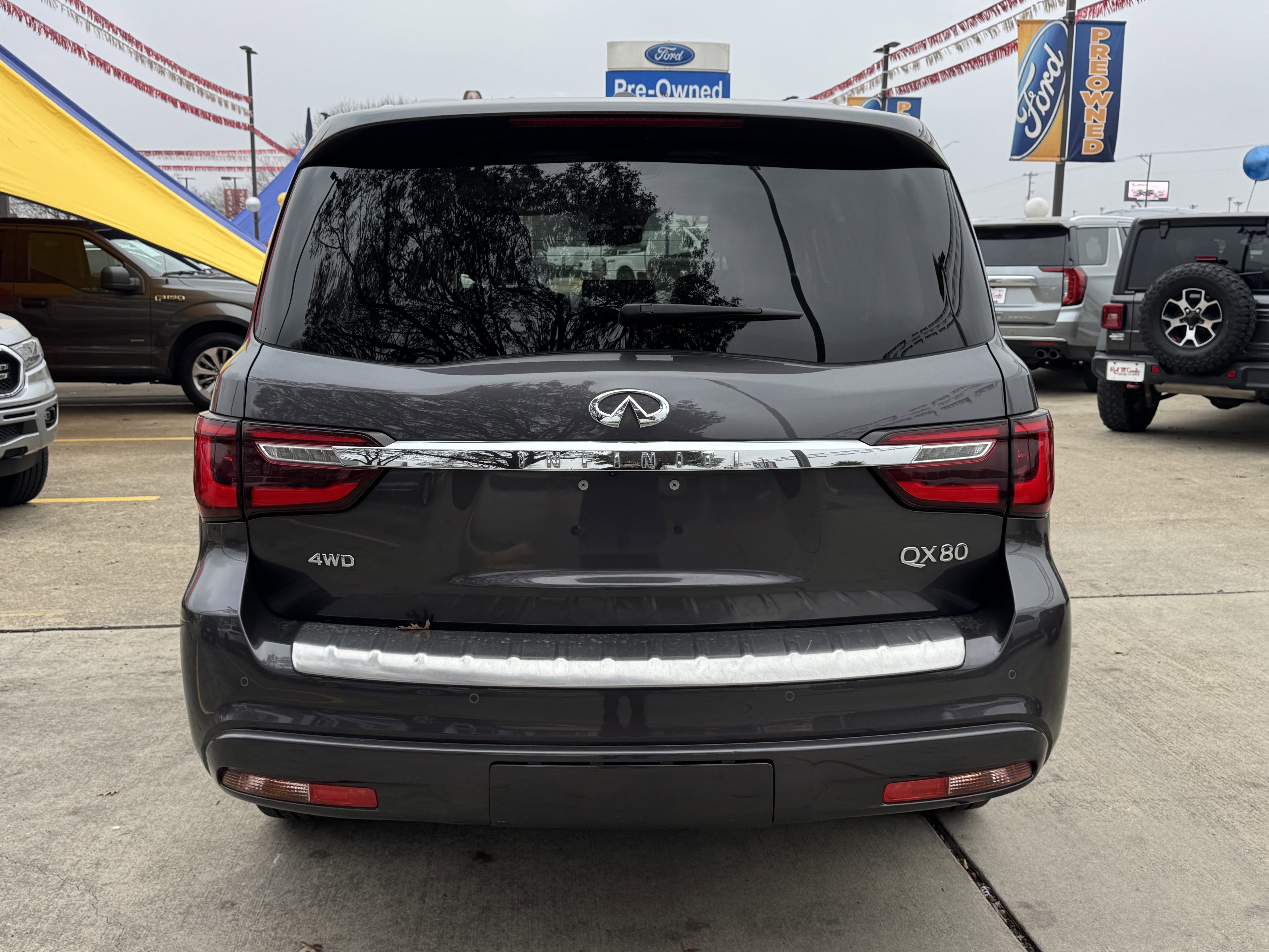 Used 2024 INFINITI QX80 Luxe image 8