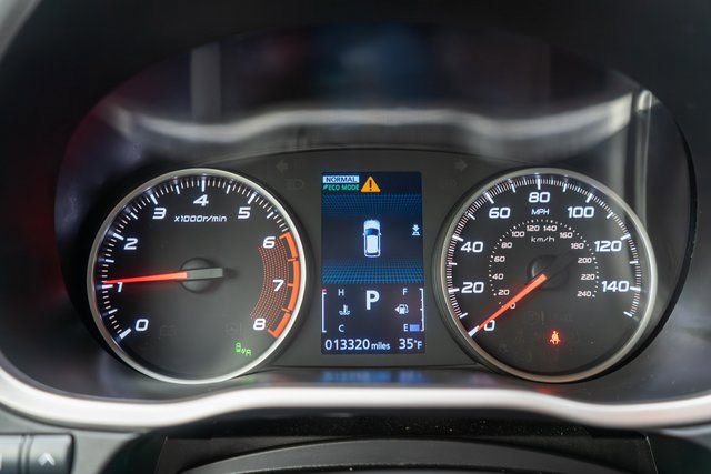 Used 2025 Mitsubishi Eclipse Cross Black Edition image 22