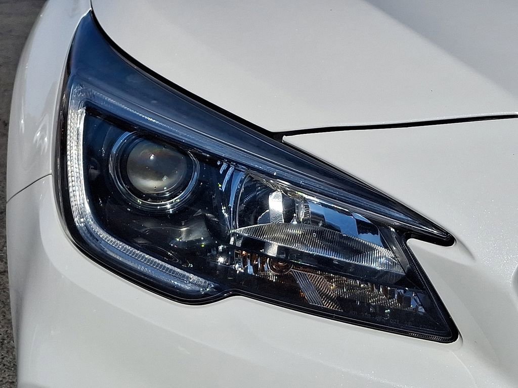 Used 2019 Subaru Outback 2.5i Premium image 10