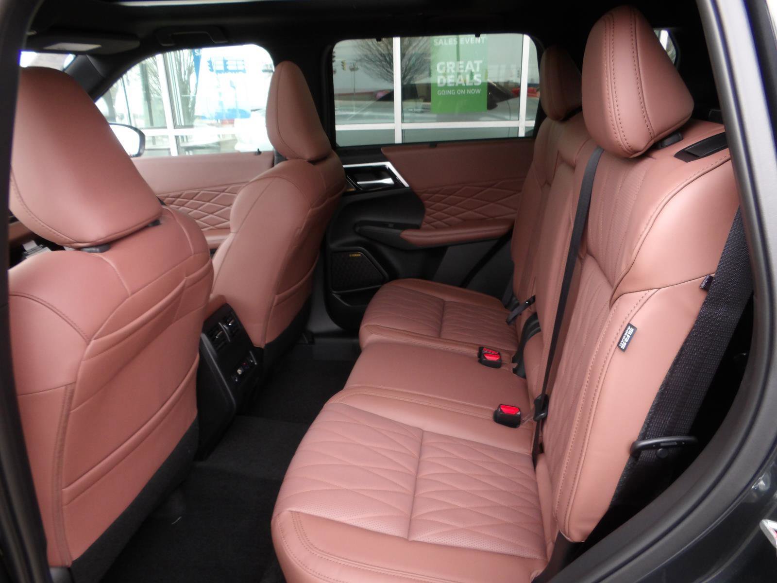 New 2026 Mitsubishi Outlander SEL image 16