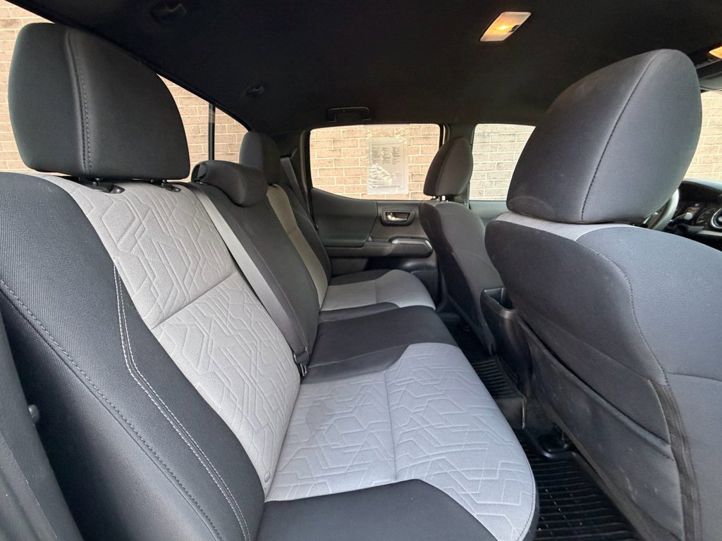 Used 2023 Toyota Tacoma TRD Sport w/ Advanced Technology Package image 21