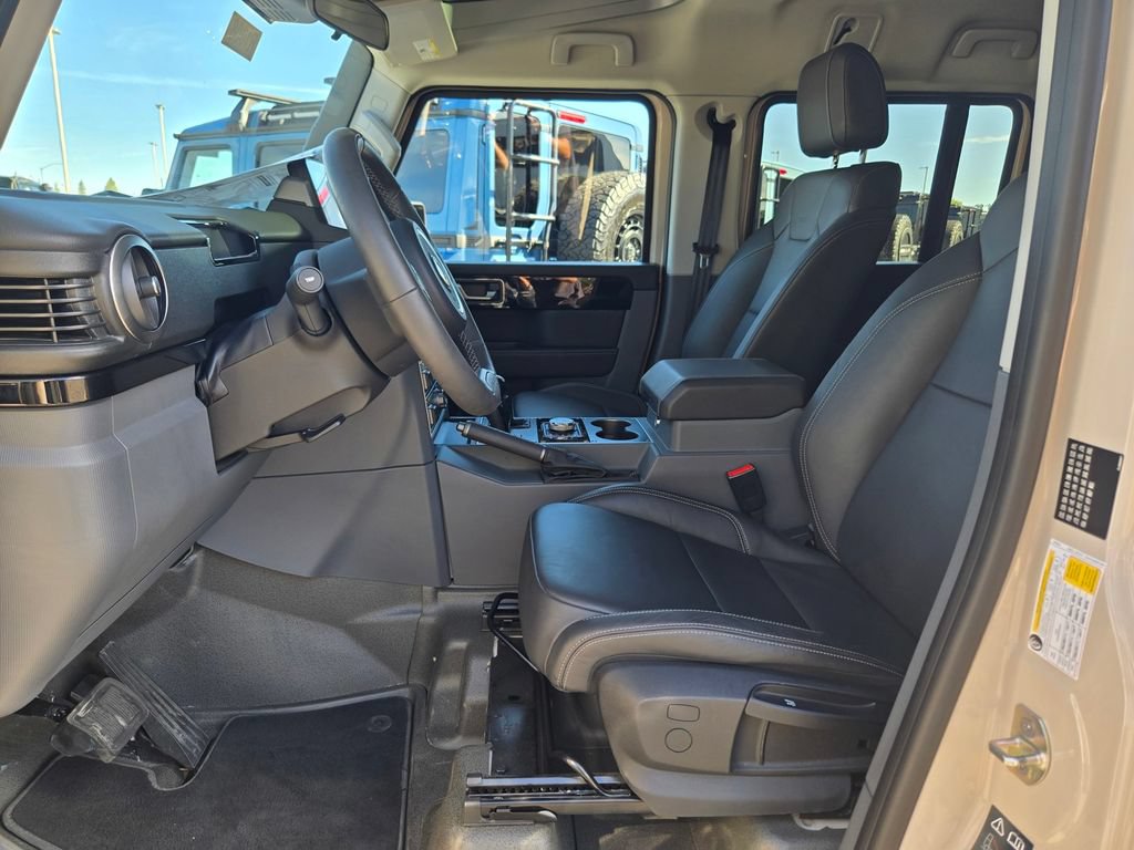 Used 2025 INEOS Grenadier Station Wagon AWD/4WD image 16