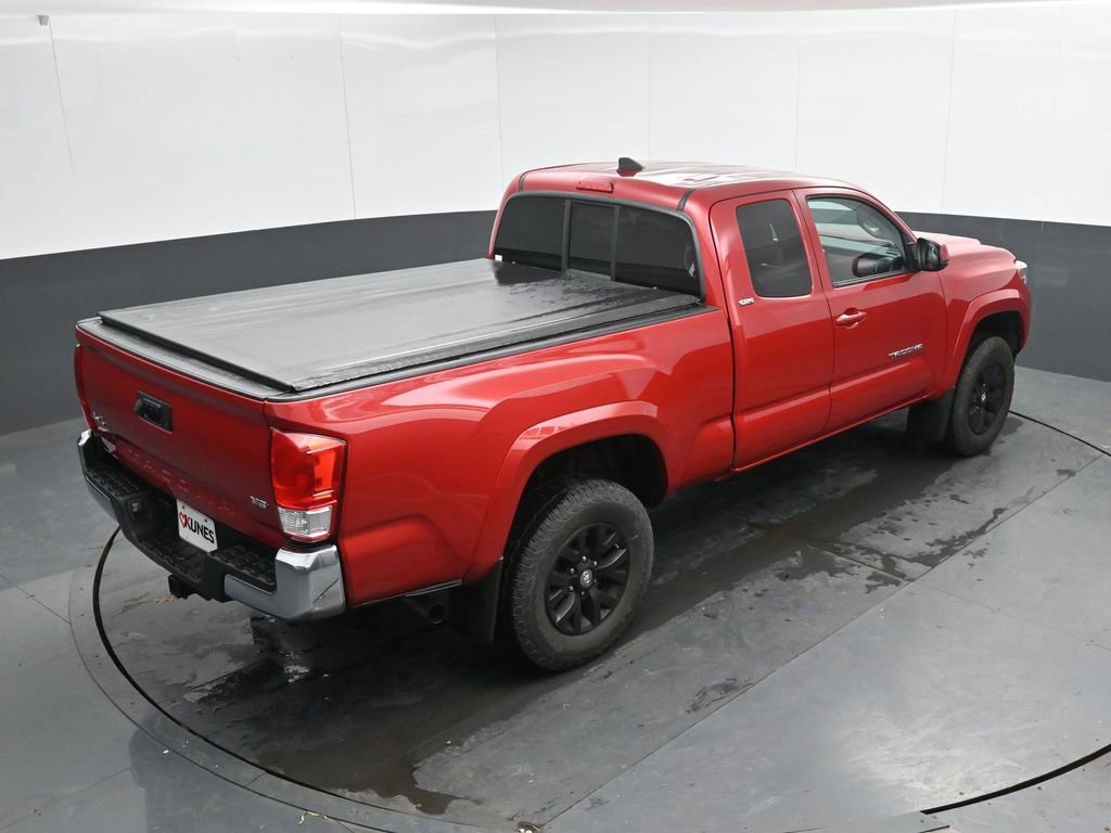 Used 2016 Toyota Tacoma SR5 w/ SR5 Appearance Package (SN) AWD/4WD image 21