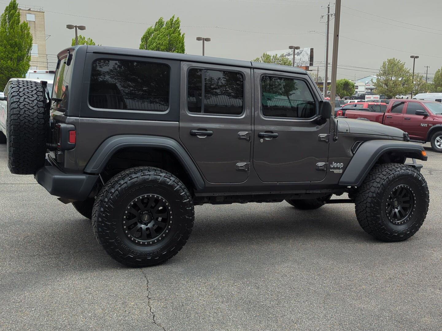 Used 2019 Jeep Wrangler Unlimited Sport S AWD/4WD image 6