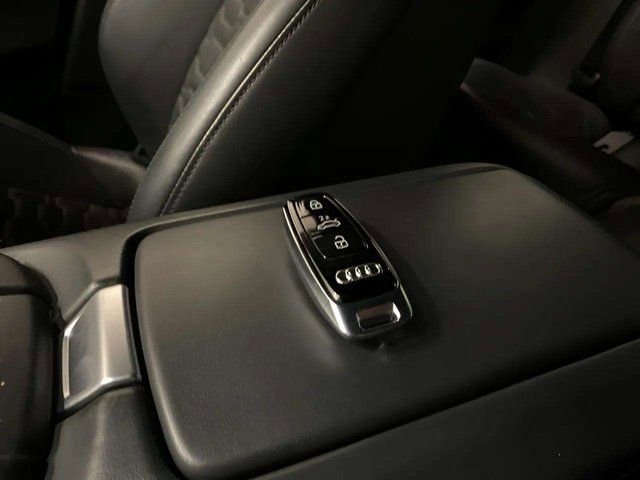 Used 2023 Audi RS e-tron GT w/ Carbon Performance Package AWD/4WD image 81