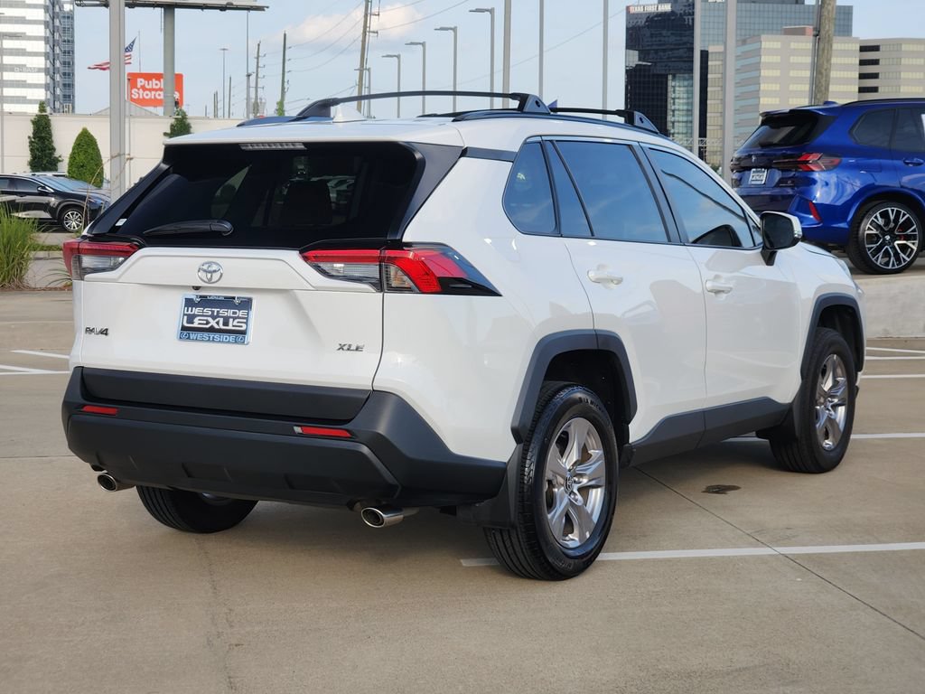 Used 2023 Toyota RAV4 XLE w/ Convenience Package FWD image 7