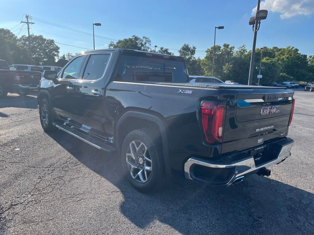 Used 2022 GMC Sierra 1500 SLT w/ SLT Premium Plus Package image 3