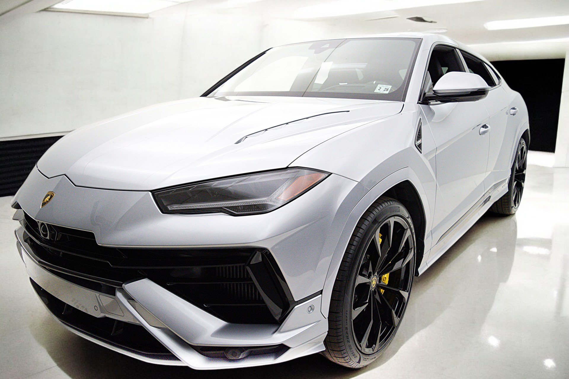 Used 2023 Lamborghini Urus S AWD/4WD image 16
