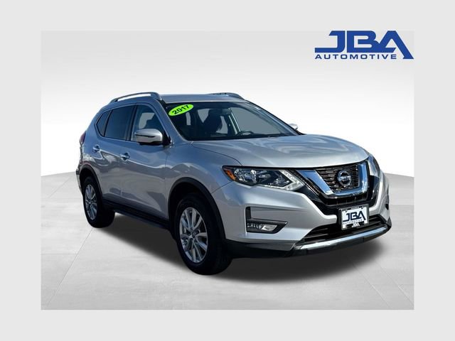 Used 2017 Nissan Rogue SV w/ SV Premium Package